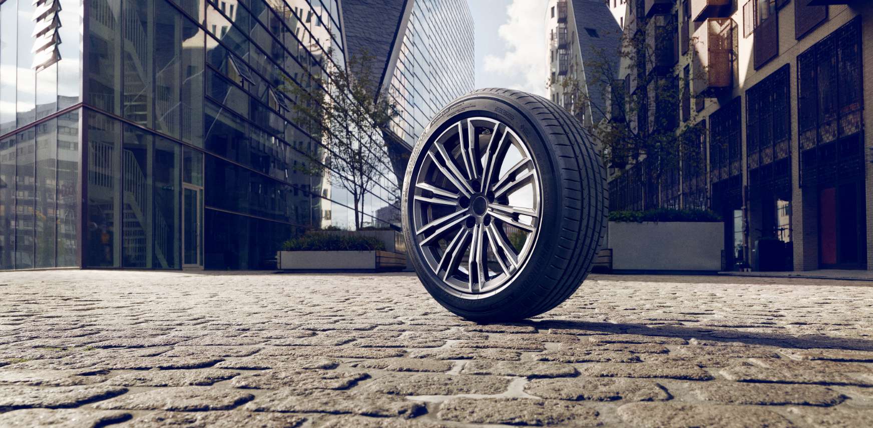 Hankook Tire & Technology – Kinergy 4S2 – KV - 01